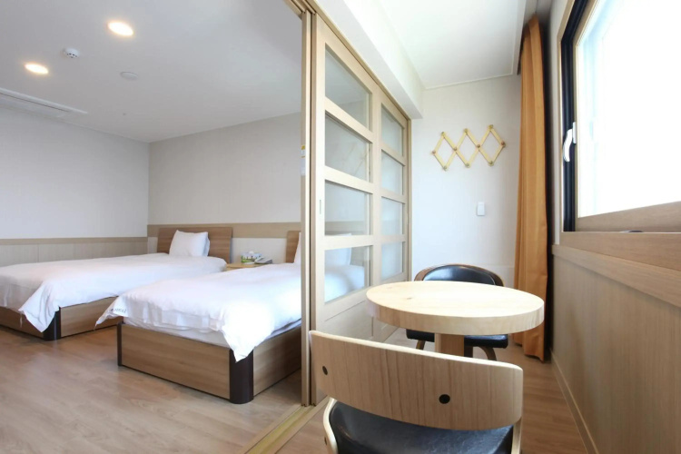Huesik Hotel Sydney