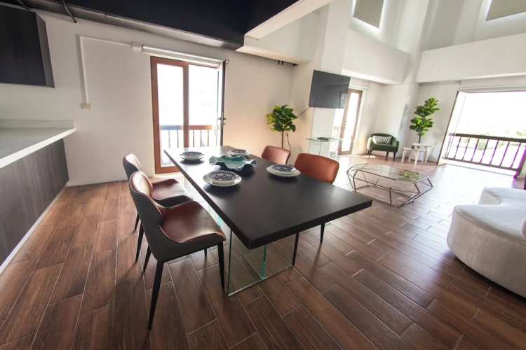 Triple Apartment