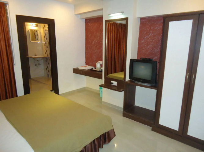Maan Residency Hotel