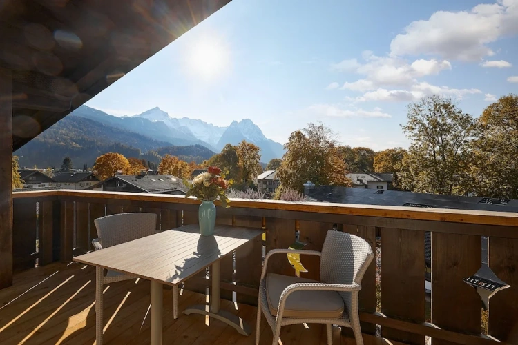 Deluxe Double room with mountain view