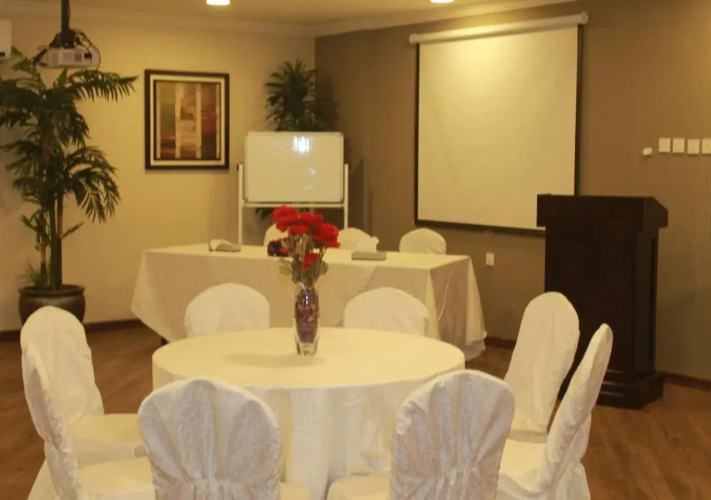 Triple Tree Hotel 2