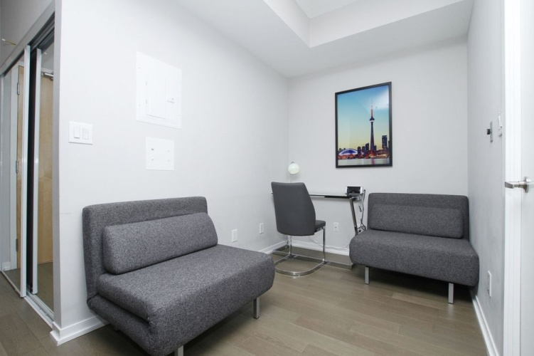 Applewood Suites - Financial District