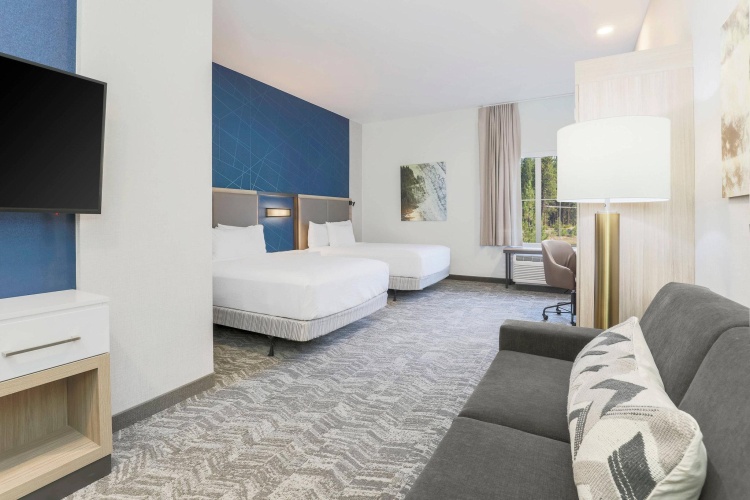 Quadruple Suite