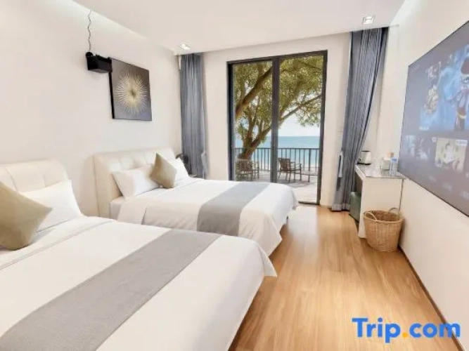 Standard Family room with balcony and with view