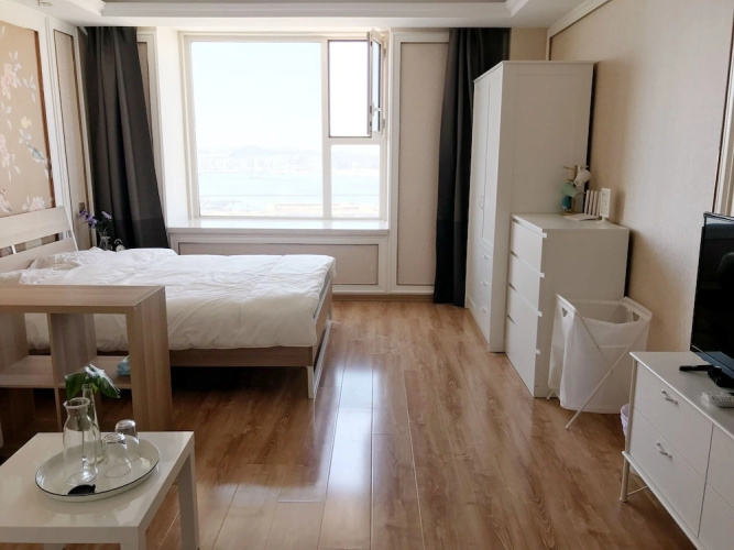 Dalian Xuanya Apartment