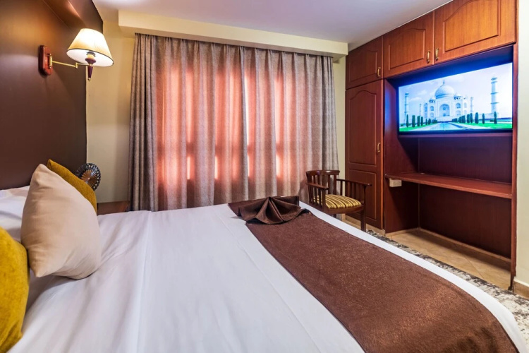 Samra Hotel