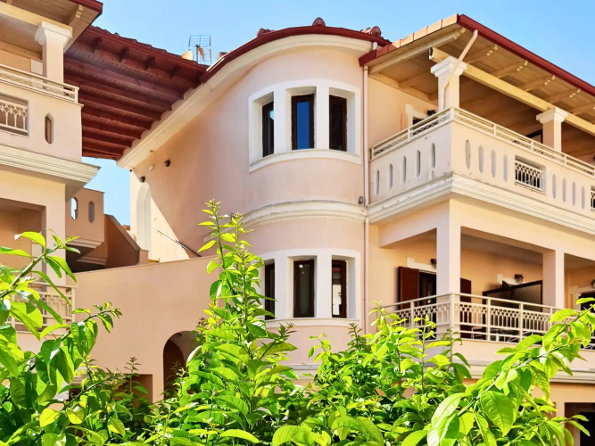Sifakis House Parga