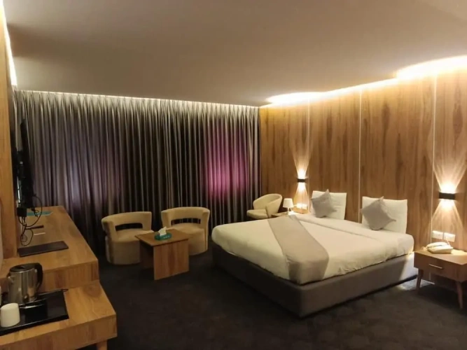 1 Bedroom Royal Double Suite