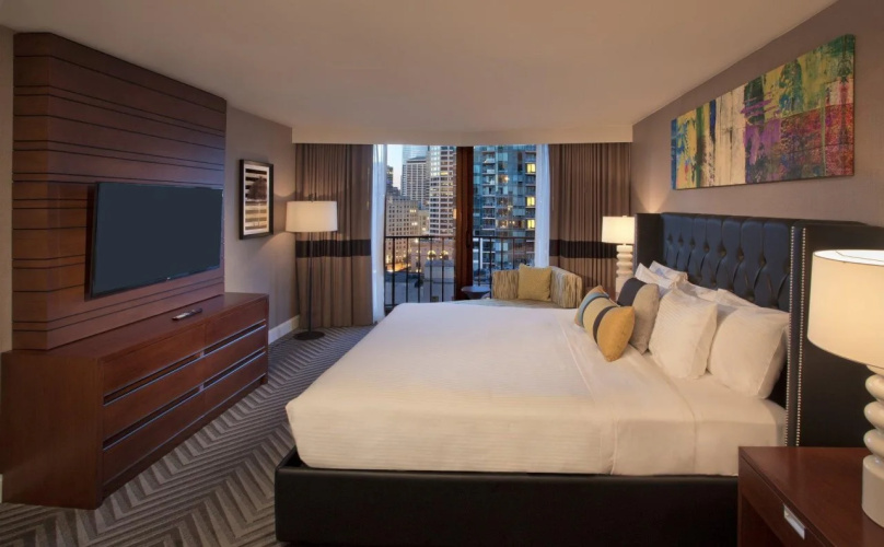 Warwick Seattle