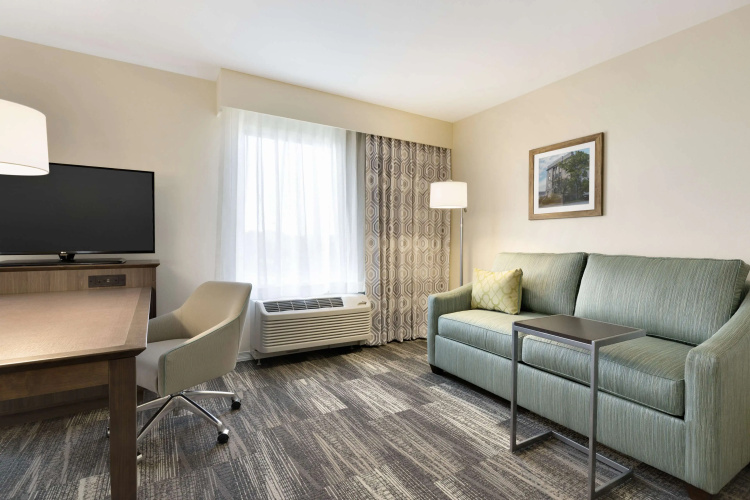 Hampton Inn & Suites Niles/Warren