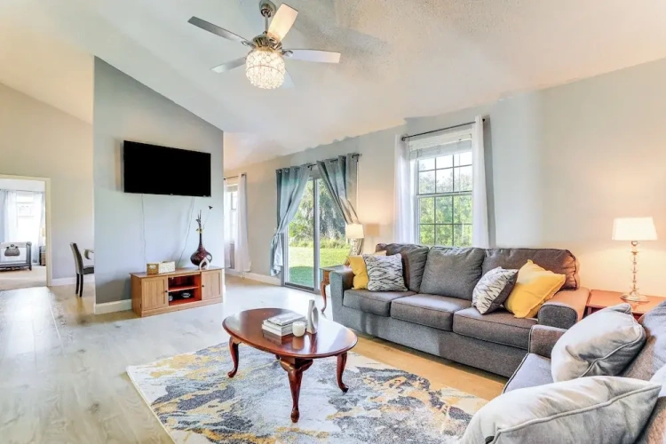 3 Bedrooms Cottage