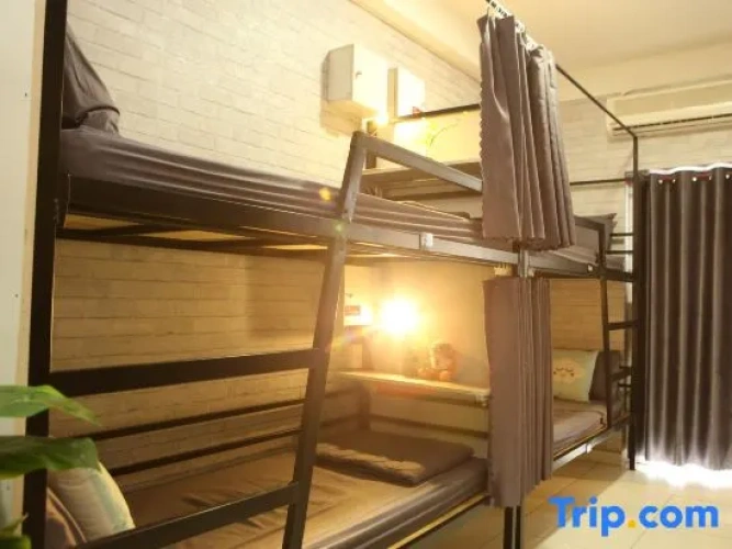 Bed in Dorm (female dorm)