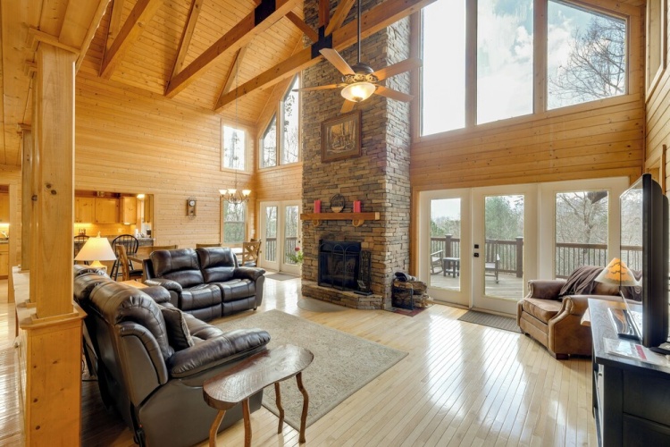 3 Bedrooms Cottage