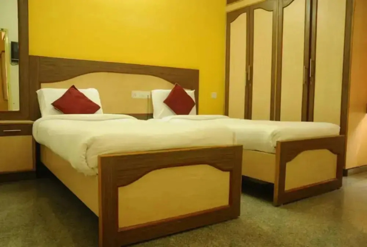 Goroomgo  Ample Mint Bengaluru