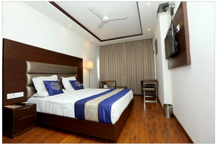 Luxury room
