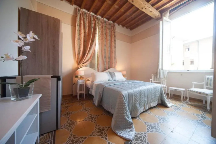 Lucca Relais