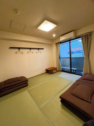 Standard Twin room with balcony