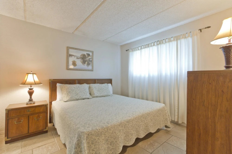Villa Del Sol Condominium 304