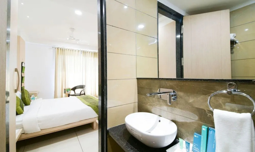Treebo Avadh Residency