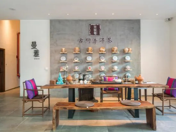 Manya Hotel