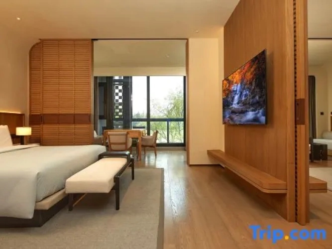 2 Bedrooms Deluxe Suite
