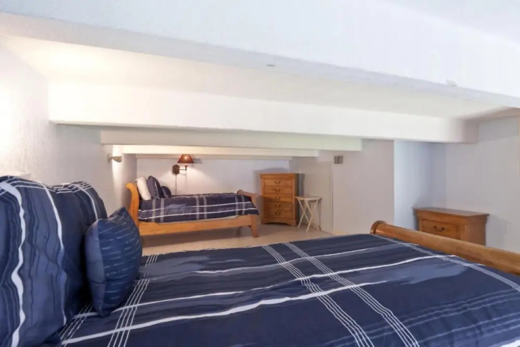 Aquarius Condominium 301