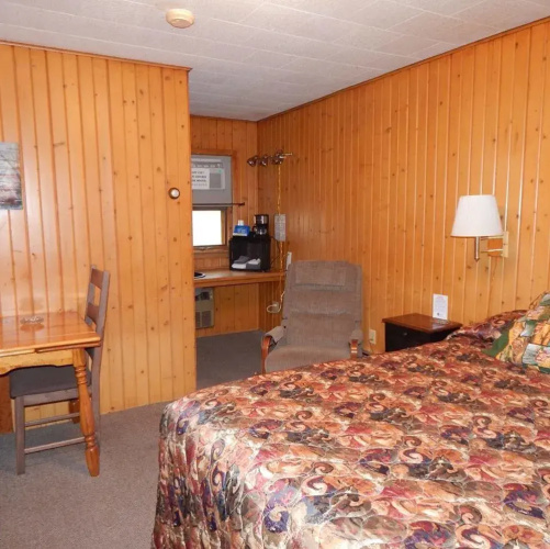Brookside Motel