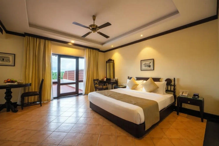 Deluxe Double Suite with balcony