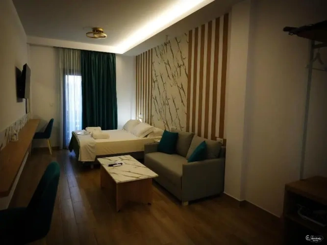 Deluxe Double Studio