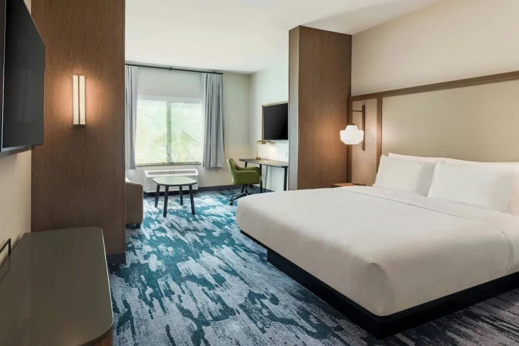 Fairfield Inn & Suites Hanford