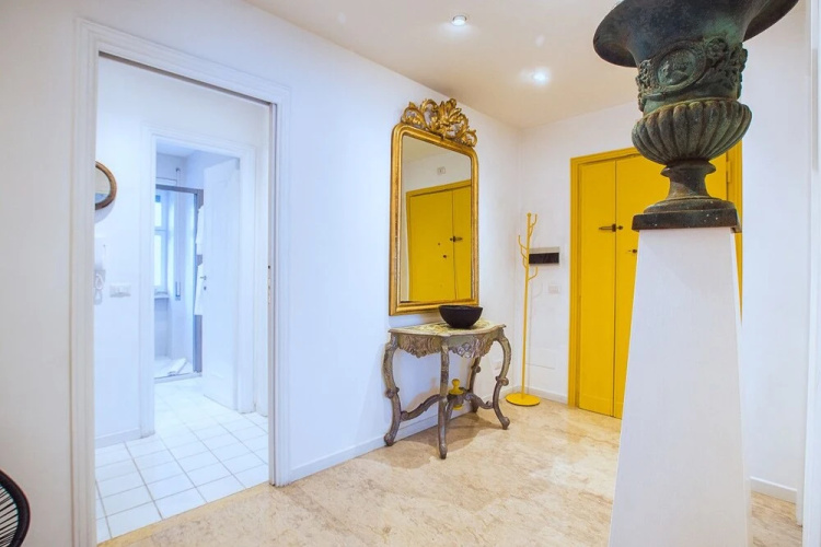 Beautiful 4 Bed Flat Close to Vatican
