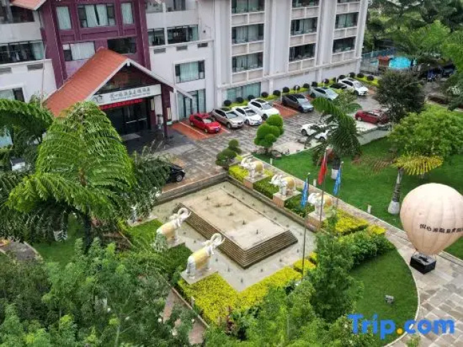 Yuexinyuan Hot Spring Resort Hotel