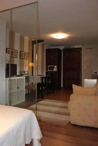 1 Bedroom Apartment with garden view