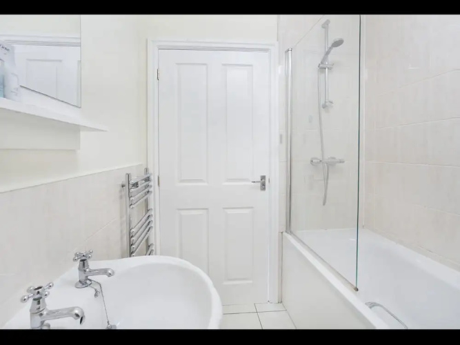 Saint Lawrence Apartment 2