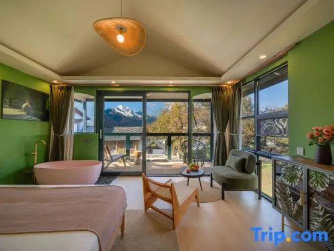 Standard Double room with mountain view