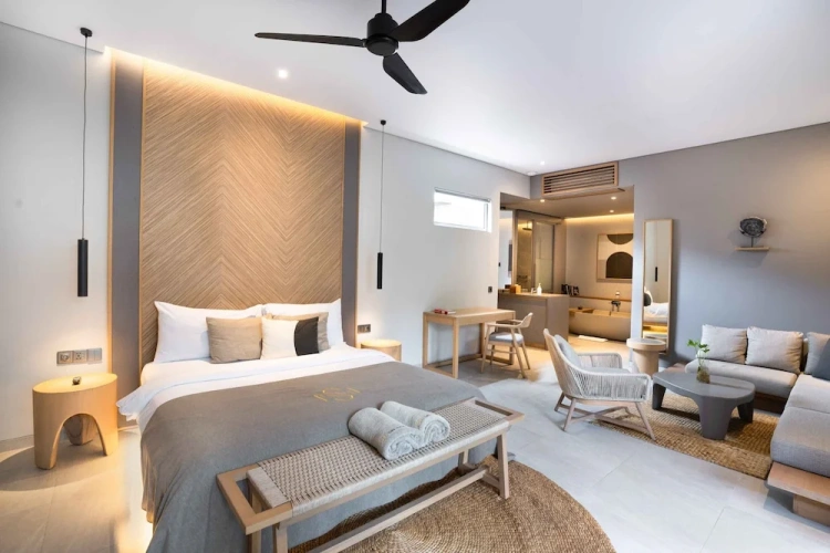 Executive Suite
