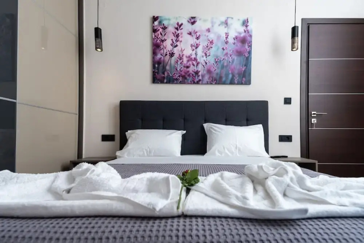 Cattleya Luxury Apartment