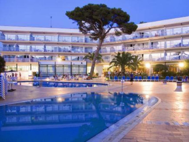 Hotel Globales Cala Blanca photo 23