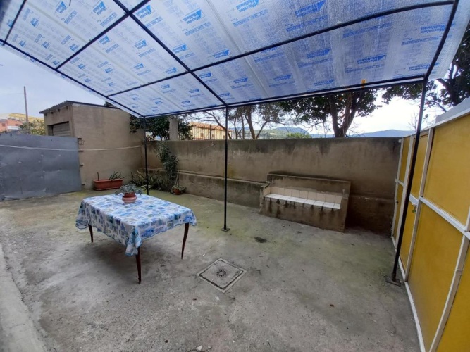 3 Bedrooms Double Basement Apartment