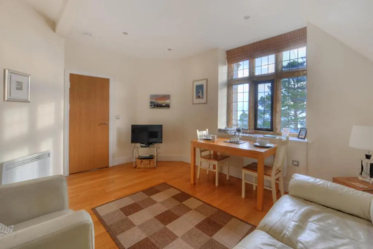 7 Coram Tower