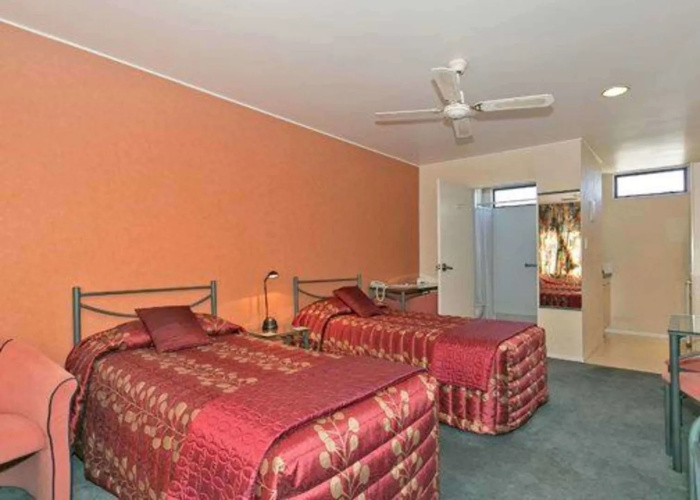 Academy Motor Inn