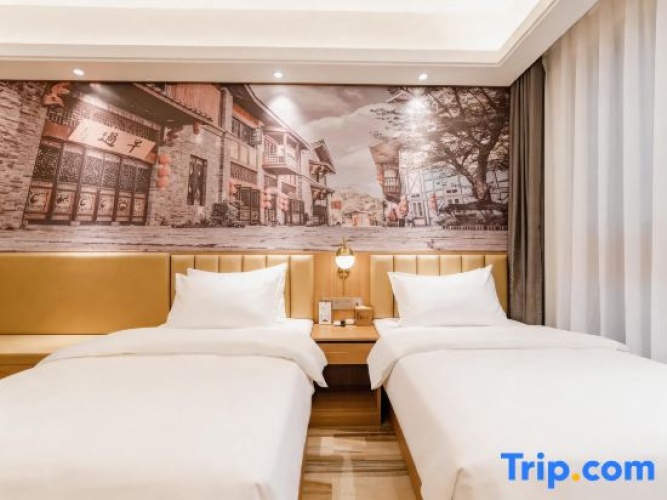 Business Quadruple room