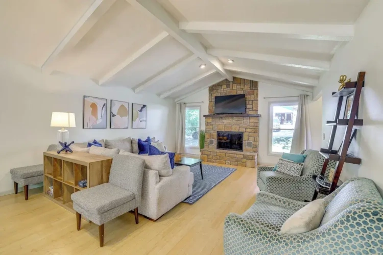 3 Bedrooms Cottage