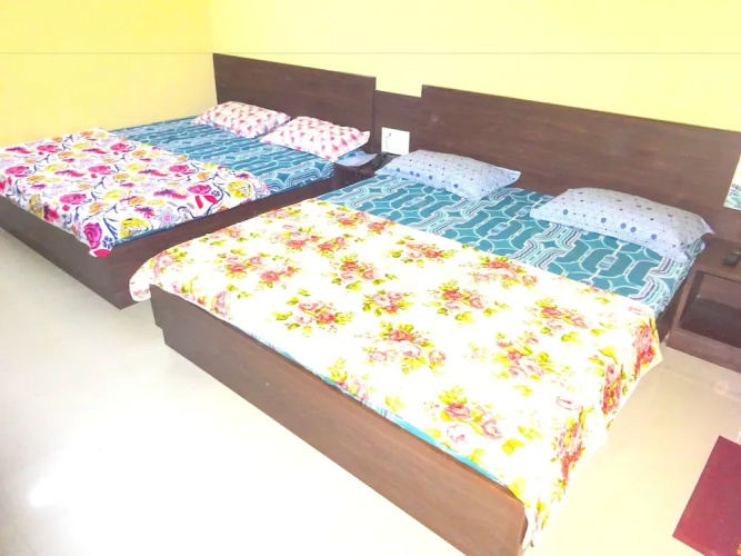 Oyo 28417 Hotel Gopi Vallabh