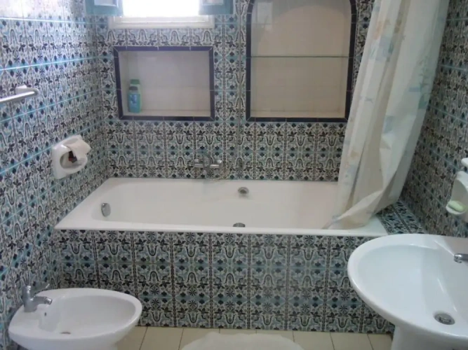 3 Bedrooms Cottage