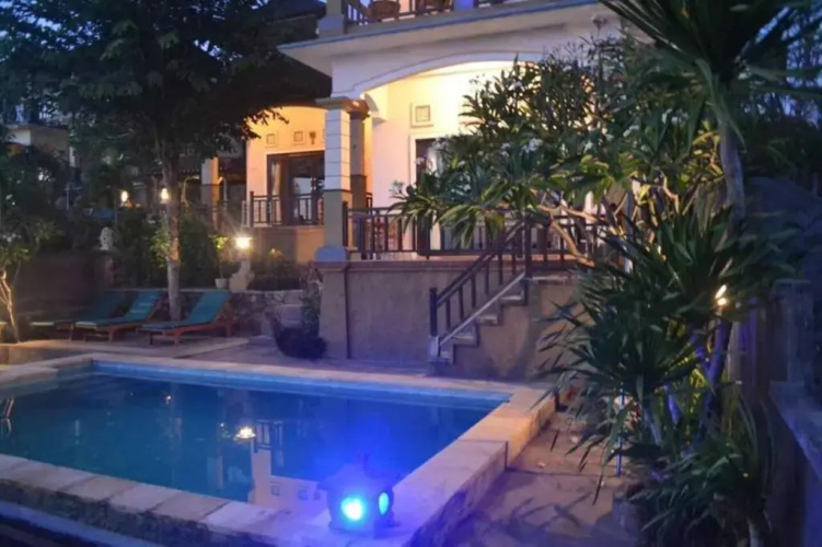 Acarya Bungalows Amed