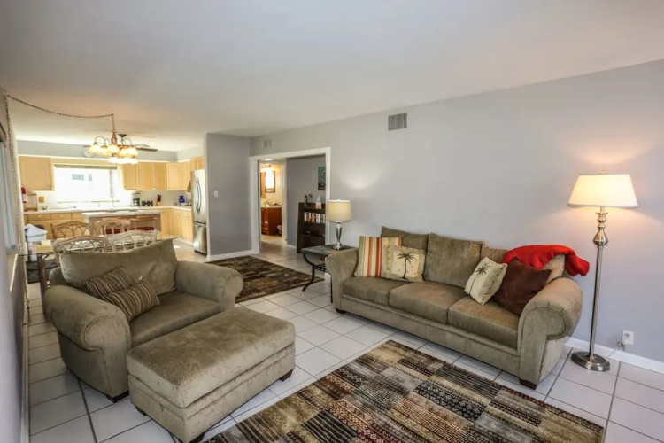 238 Flamingo