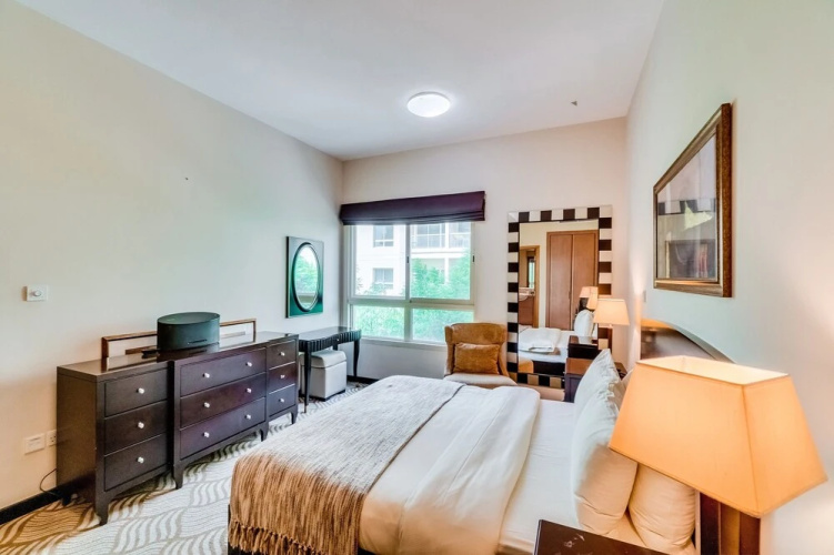 1 Bedroom Apartment Greens