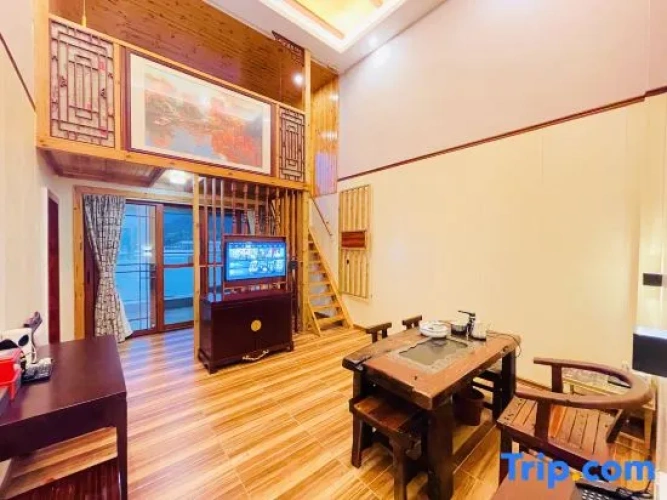 2 Bedrooms Duplex Suite