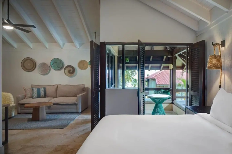 Double Junior Suite with partial ocean view
